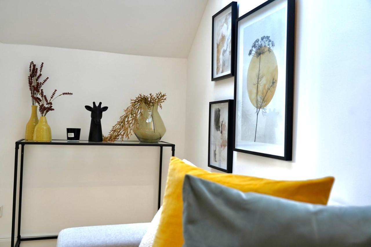 Luxurioese Maisonette Wohnung Im Szenenviertel Wuppertal Esterno foto